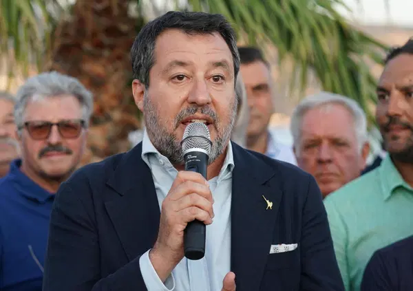 In politica sono tornati di moda i no vax? La Lega e La Verit&agrave; attaccano il Gimbe, JFK Jr chiede a una rivista scientifica di cancellare uno studio che smonta le fake news complottiste. E ora Borghi vuole una legge contro l&rsquo;obbligo vaccinale&hellip;