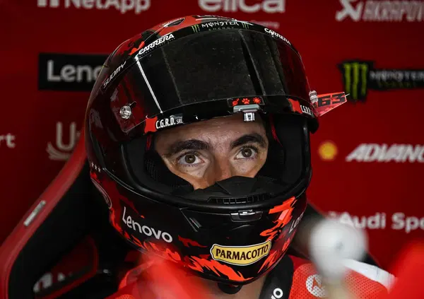 Ma che sta succedendo a Pecco Bagnaia, 14&deg; nel venerd&igrave; di Balaton? &ldquo;Me lo aspettavo, ma quando hai un compagno di squadra cos&igrave;&hellip;&rdquo;