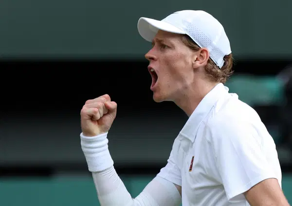 GIORNALISMO O MARCHETTA? L'intervista a Jannik Sinner spacca il Corriere della Sera! Il comitato di redazione attacca: "Pubblicit&agrave; mascherata". E si parla pi&ugrave; di sponsor come Rolex, Gucci e MSC che di tennis...