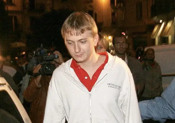 Omicidio Poggi, &ldquo;Massimo Lovati sempre in bilico tra l'esserci e il farci?&rdquo; Albina Perri contro l&rsquo;avvocato di Sempio: &ldquo;&Egrave; tempo di tornare adulti. Gli indovinelli e i giochini con i Fruttolo hanno stancato&rdquo;. Con quali presupposti Stasi &egrave; ancora in galera? 