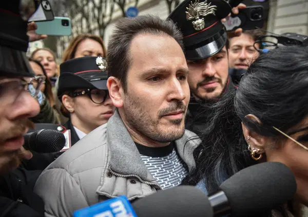 Delitto di Garlasco, e se fosse di Andrea Sempio il nuovo Dna trovato sul pollice destro di Chiara Poggi? Perch&eacute; le tracce femminili non sono state confrontate con le donne della villetta? 