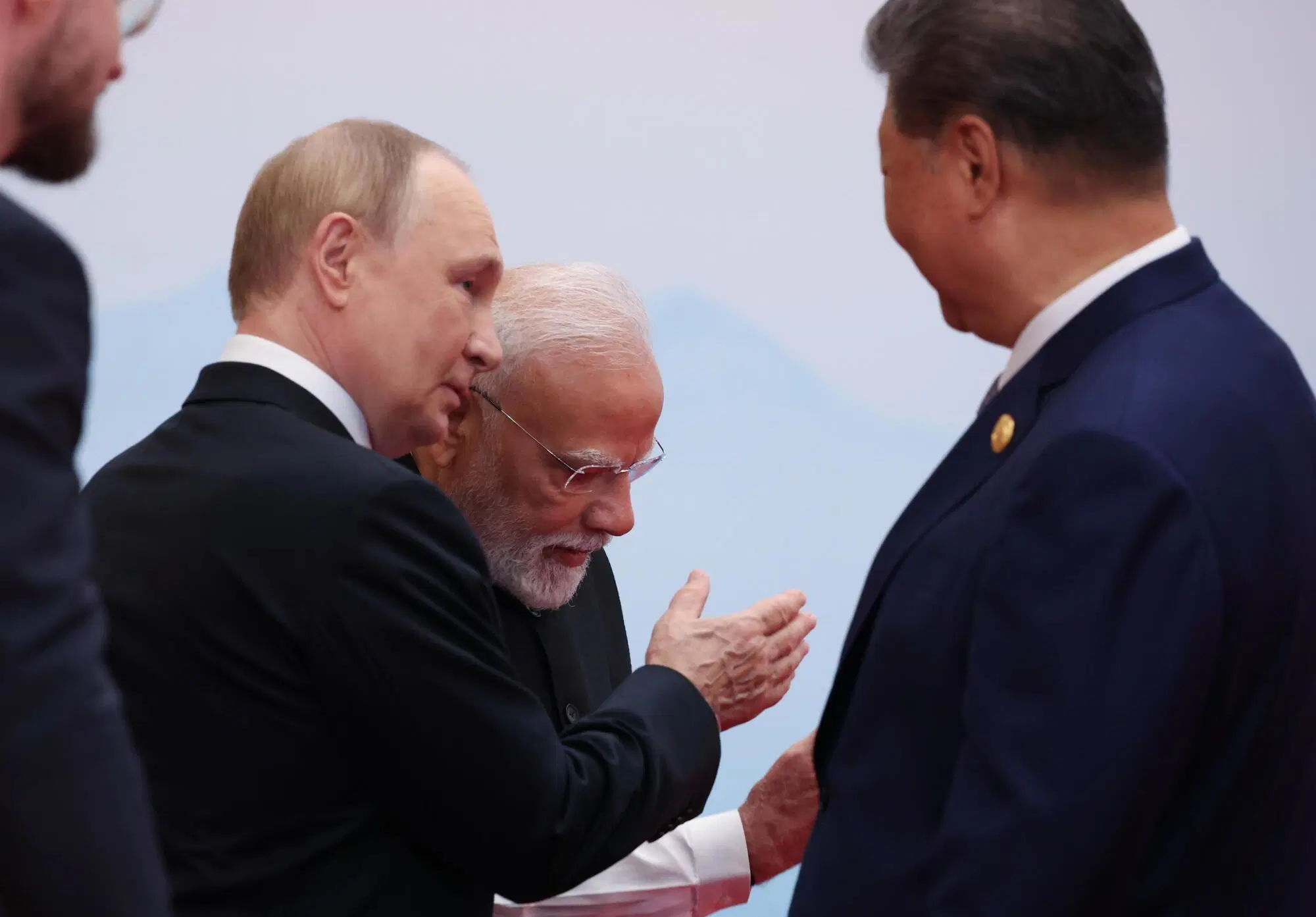 Xi Jinping, Vladimir Putin e Narendra Modi