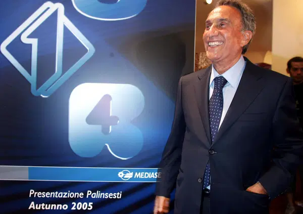 Emilio Fede &ldquo;ha fatto anche cose buone&rdquo;? Mentana e Grasso lo rivalutano, ma Feltri lo asfalta: &ldquo;I vizi gli sono tornati in quel posto&hellip;&rdquo;