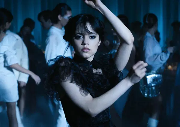 Abbiamo visto &ldquo;Mercoled&igrave; 2&rdquo; parte 2, ma com&rsquo;&egrave;? Tim Burton e i suoi figli hanno rotto il caz*o: e non ci serve una &ldquo;Buffy l&rsquo;ammazzavampiri&rdquo; di serie B