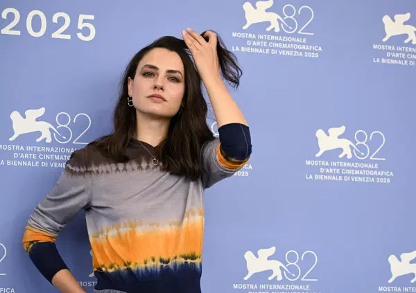 &ldquo;Il corpo delle donne &egrave; delle donne! Anch'io finita in uno di quei siti sessisti&rdquo;. Parla Romana Maggiora Vergano: &ldquo;Sogno un film con Lanthimos&rdquo;. E su La valle dei sorrisi e Portobello alla Mostra del cinema di Venezia...