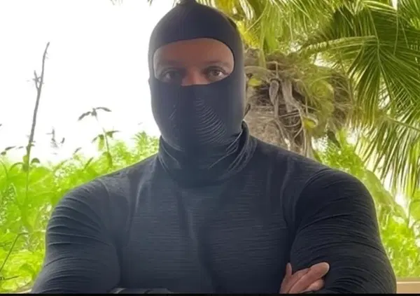 Questione di Phica o di soldi? Le bombe di Corona On Air sul giro d&rsquo;affari: dalle webcam a Roberto Maggio. E spuntano anche gli anarcocapitalisti. Altro che Mia moglie&hellip;