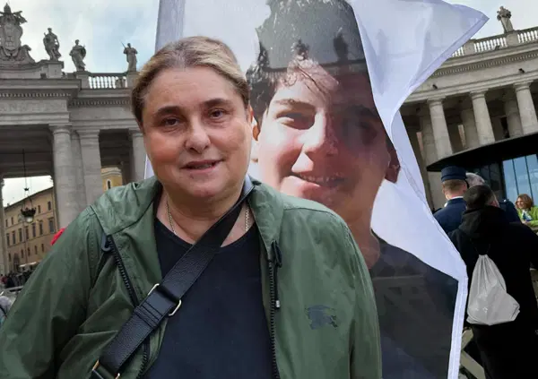 Il miracolo alla mamma di Acutis (che Papa Leone XIV far&agrave; santo): il dono dell&rsquo;ubiquit&agrave; su Corriere e La Stampa: due interviste in un giorno: dall&rsquo;infanzia &ldquo;nerd&rdquo; di Carlo ai suoi giocattoli e&hellip;