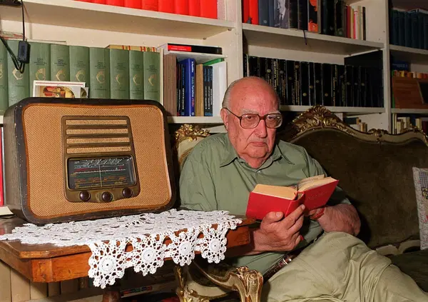 100 anni di Andrea Camilleri? Abbiamo chiesto agli scrittori siciliani: &ldquo;Come Sciascia e Pirandello&rdquo;. &ldquo;Da Proloco&rdquo;. Rispondono Savatteri, Cappellani e Abbate