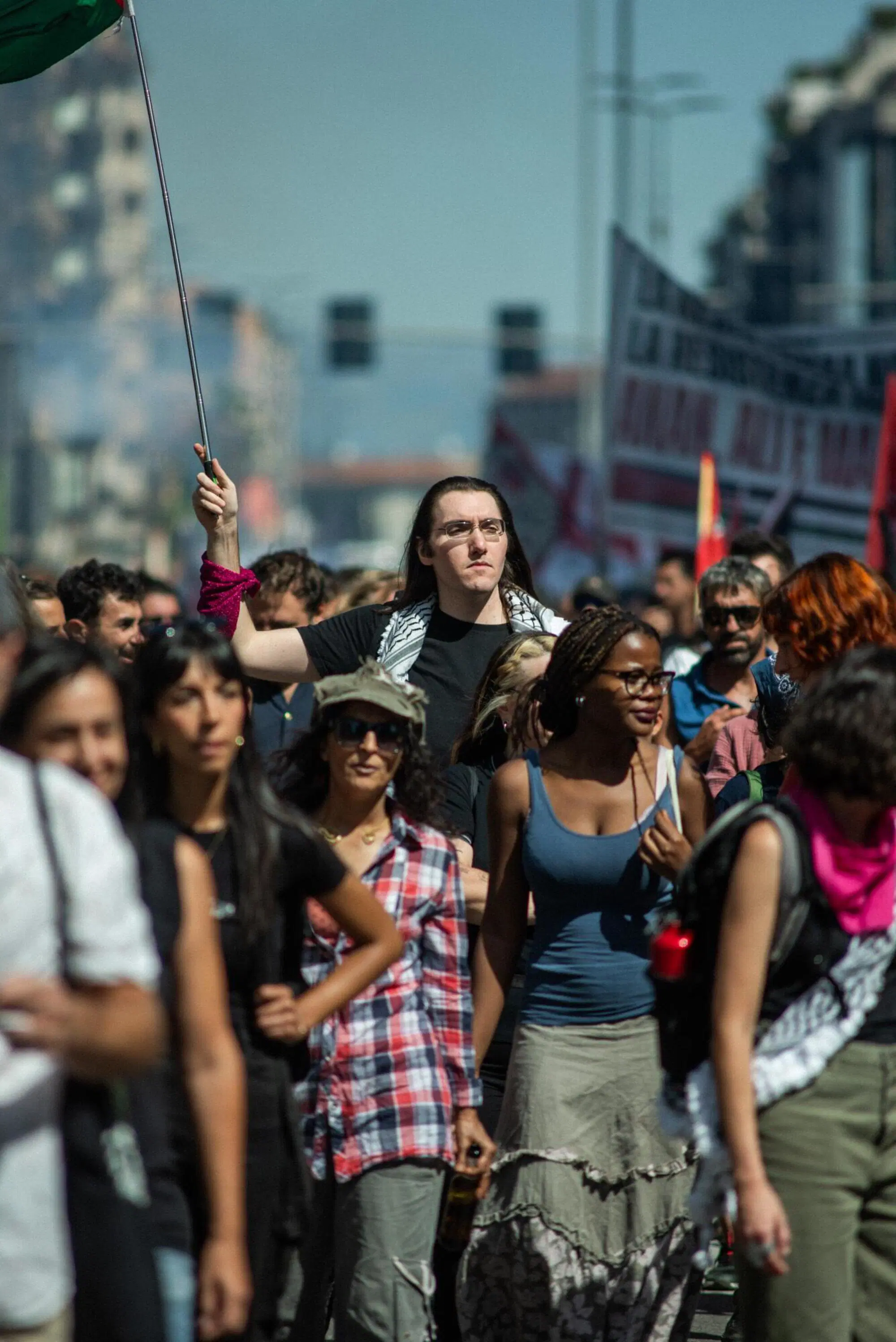 Il potere ci permette di manifestare e a noi sta bene cos&igrave;: siamo innocui