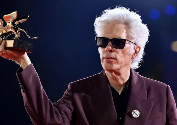 La Mostra (o la messa?) del cinema &egrave; finita. A Venezia i premi: &ldquo;Oh Shit&rdquo;, Jarmusch &egrave; il Leone d&rsquo;Oro, Servillo &ldquo;anti-prolisso&rdquo; e Pizzaballa da Gerusalemme (&ldquo;vero Papa&rdquo; o &ldquo;equidistante&rdquo;?)