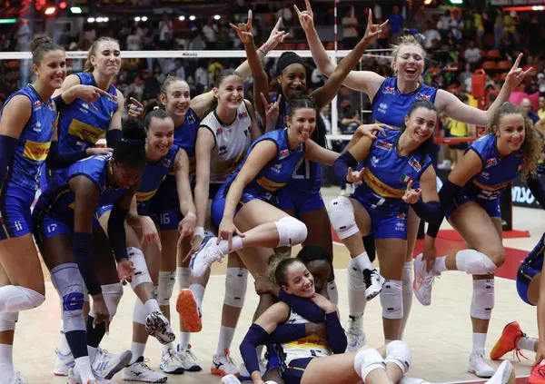 Leggendarie! L&rsquo;Italia &egrave; campione del mondo di volley: battuta la Turchia 3-2 in finale. Antropova mura, De Gennaro salva, Orro Mvp: il gruppo di Velasco vince (anche oltre Egonu)