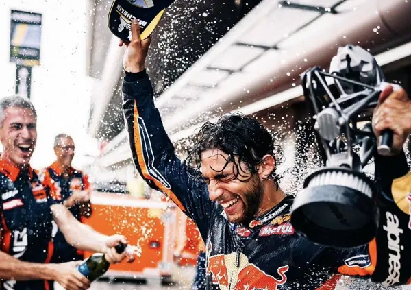 L&rsquo;uomo duttile, Enea Bastianini: a Barcellona ha reinventato la mentalit&agrave; dominante della MotoGP e accusato la festa &ldquo;fake&rdquo; dei Marquez. Cosa volete di pi&ugrave;?