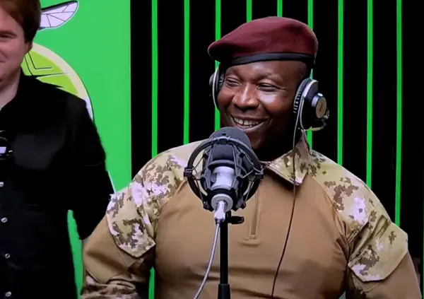 Inoussa Bara (gi&agrave; candidato di +Europa) attacca i gay (&ldquo;in galera&rdquo;), Macron (&ldquo;La sua fine? In prigione&rdquo; e difende la giunta militare di Traor&eacute; nel suo Burkina Faso