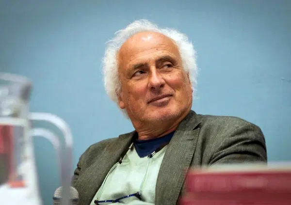 Addio a Stefano Benni, lo scrittore che &egrave; sempre stato un "classico" (e non un "cult")! Il Bar Sport, il jazz e le battute fulminanti, come vogliamo ricordarlo? Leggendo i suoi libri ad alta voce