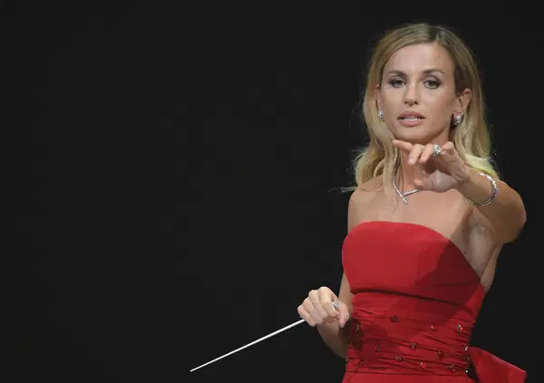 Esclusiva MOW: Beatrice Venezi &egrave; il nuovo direttore stabile del teatro la Fenice di Venezia? E le orchestre insorgono! Tutto quello che sappiamo 