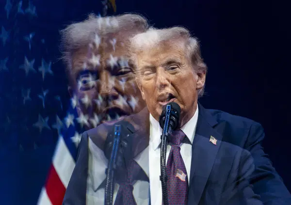 Ma gli Stati Uniti stanno diventando una dittatura? L'omicidio di Kirk scatena la repressione contro l'unico nemico di Trump: la sinistra. Ma che caz*o succede negli Usa? Un libro aveva previsto tutto (o quasi)... 