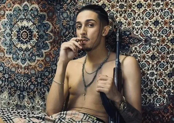 Baby Gang (arrestato di nuovo) &egrave; il re delle coglionate, ma la colpa &egrave; anche della societ&agrave;? Se volete capire la trap leggete questi filosofi (compreso Marx)