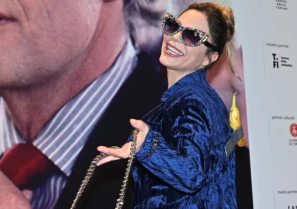 La verit&agrave; sul matrimonio di Naike Rivelli, la svolta sexy di Loretta Goggi, i retroscena sulla gravidanza di Alessandra Amoroso, i concerti in Russia di Pupo e&hellip; A tutto gossip con Roberto Alessi