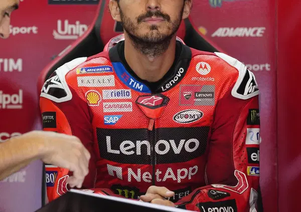 Caro Pecco Bagnaia, forse la soluzione ai tuoi problemi l&rsquo;ha data Marco Bezzecchi giocando sul piccolo disastro di un giornalista italiano