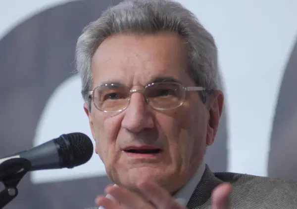 Abbiamo visto il film &ldquo;Toni, mio padre&rdquo; su Negri della figlia Anna: ma com&rsquo;&egrave;? Lo &ldquo;schifo&rdquo; della legge affiancata dai media, il femminismo e la filosofia di Spinoza. Questione di passione e di resistenza