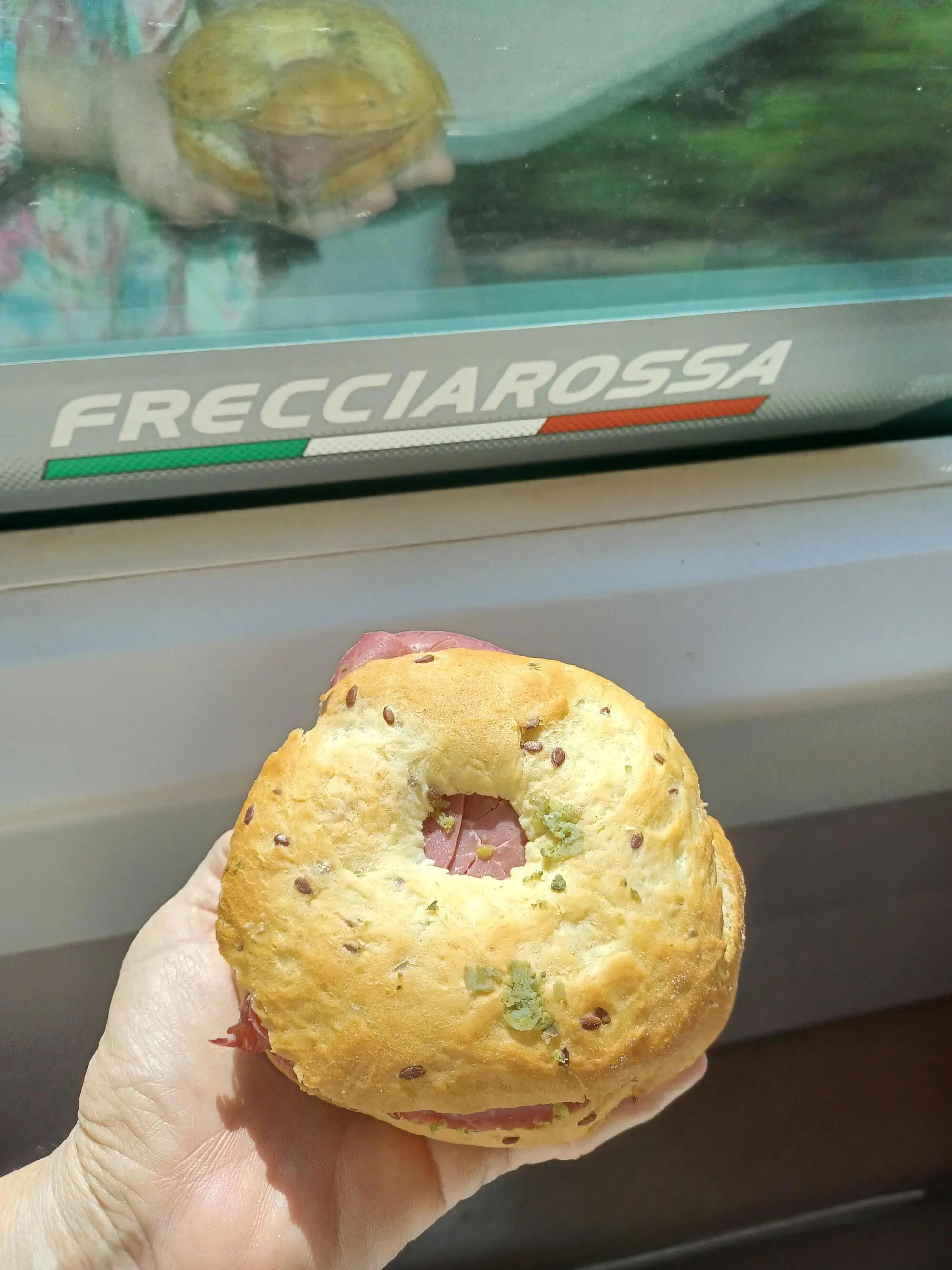 20250915 172525845 2557