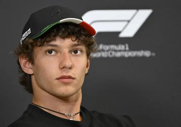 Toto Wolff ha cambiato idea su Kimi Antonelli? Nico Rosberg lo difende: &ldquo;Dovrebbe avere tempo per crescere, ma Toto non parla a caso. &Egrave; dura&hellip;&rdquo;