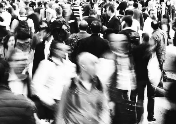 Secondo Walter Siti non hanno alternativa, per questo sono frignoni, complessati e non scopano pi&ugrave;. Ecco la &ldquo;fuga immobile&rdquo; dei giovani in un mondo di Trump, guerra a Gaza e cambiamento climatico