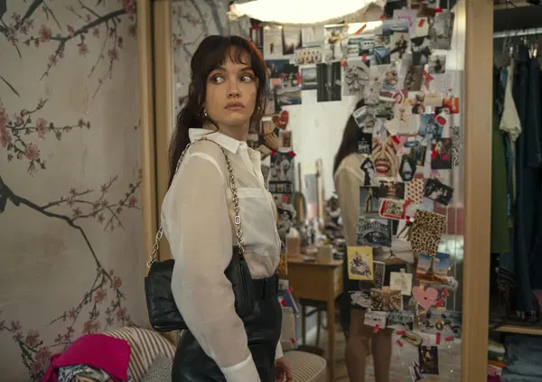 Ok, La Fidanzata &egrave; la serie da vedere su Amazon Prime, ma com'&egrave;? Mai fidarsi delle donne: soprattutto se sono tua madre e la tua ragazza...