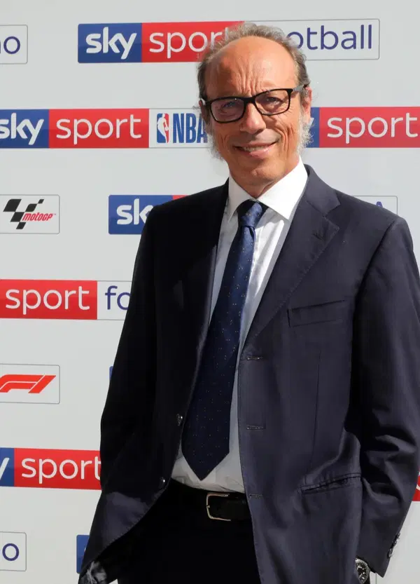  Guido Meda e le auto AI: &ldquo;Ci salvano il cu*o&rdquo;. Ma dobbiamo ringraziare o bestemmiargli contro? E perch&eacute; non entrambe le cose?