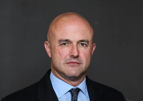 La cronaca nera &egrave; davvero il "nuovo trash"? Intanto Pier Silvio Berlusconi nello studio di Nuzzi a Dentro la Notizia (Canale 5) non ci va...