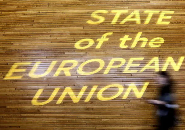 Perch&eacute; l&rsquo;Europa subisce pi&ugrave; di tutti dalle guerre, ma decide meno di tutti? E intanto America e Cina giocano a Risiko...