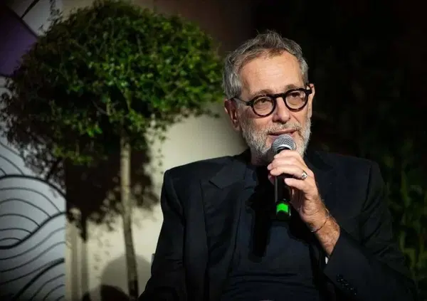 Bravo! Corrado Formigli attacca Giorgia Meloni e il giornalismo italiano pieno di conflitti di interesse, anche se si dimentica un dettaglio&hellip;