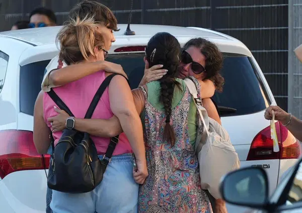 Io, aggredita mentre raccontavo i morti sul lavoro: l&rsquo;esplosione a Marcianise, le vite spezzate e il giornalismo silenziato