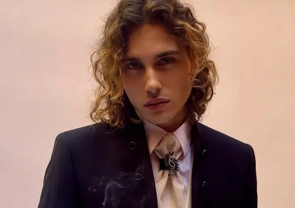 Da TikTok al Mart: la poesia "risemantizzata" di Pietro Fanelli &egrave; solo marketing travestito?