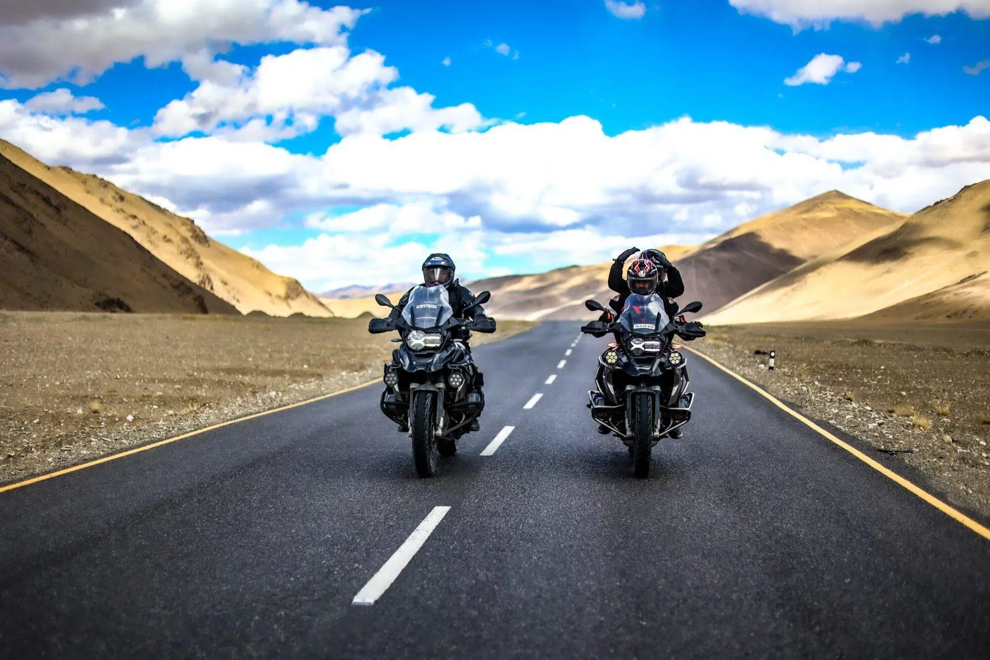 "In moto il viaggio stesso &egrave; l'unica vera costante"