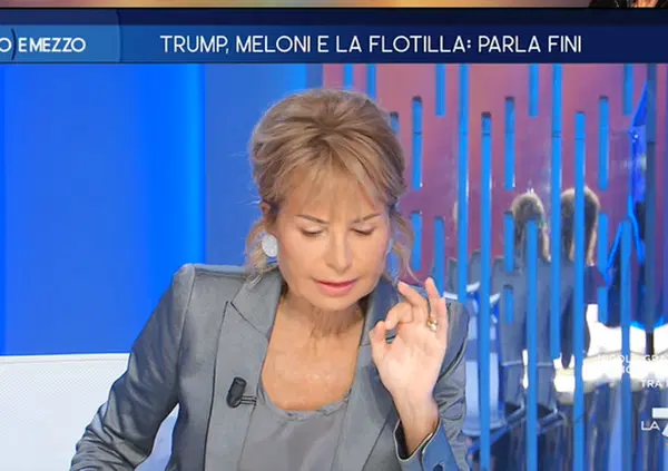 Ma lo avete visto Fini contro Gruber sulla Meloni a Otto e Mezzo (La7)? Ma non &egrave; solo uno sca*zo, &egrave; il dibattito politico di una volta che entra nel talk di oggi...