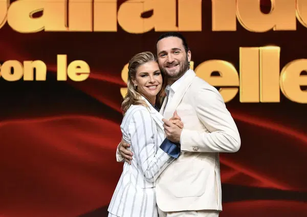 Il lato segreto di Claudia Cardinale, Martina Colombari in versione maestrina a Ballando, il gesto inaspettato di Sophia Loren e&hellip; A tutto gossip con Roberto Alessi