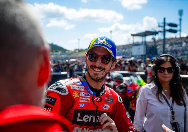 Pecco Bagnaia tedoforo &egrave; la miglior sintesi della sua rinascita: ecco cosa pu&ograve; significare la vittoria nella Sprint in Giappone