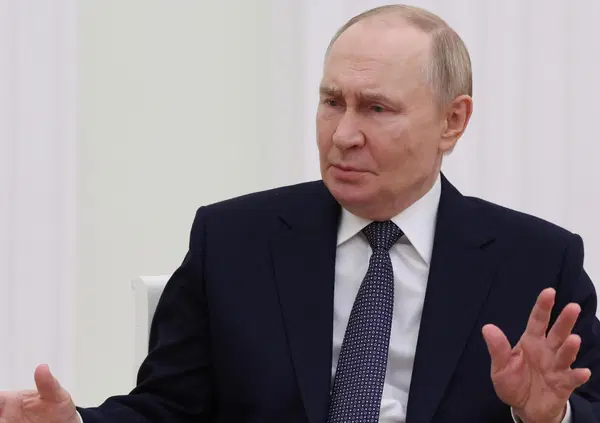 Ma quindi l&rsquo;Italia continua a comprare gas dalla Russia? Presa Diretta spara la bomba: d&agrave; ragione a Trump e sputtana l&rsquo;Europa. Ecco cosa c&rsquo;&egrave; sotto