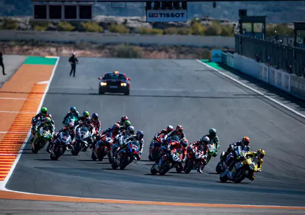 Ci sono un thailandese, un inglese e un portoghese&hellip; Fermi tutti: &egrave; la nuova SBK che ne cede uno alla MotoGP e se ne prende tre