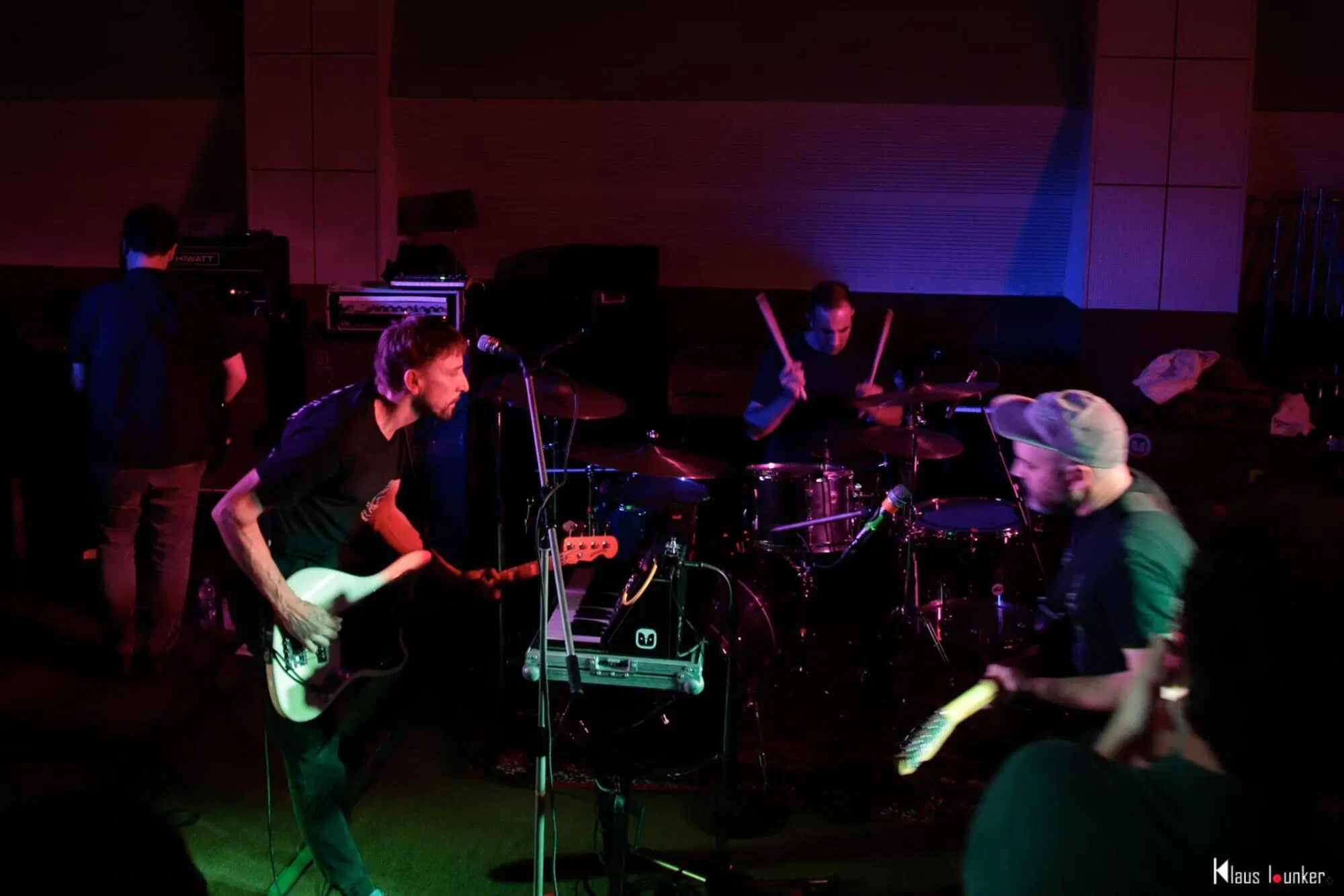 20251004 182021137 5049