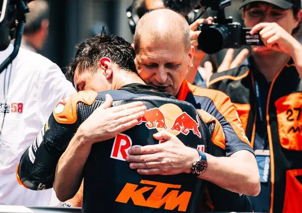 Vi siete accorti, tra i drammi abituali della MotoGP, del delirio a Mandalika in Moto3 e Moto2? Un titolo &egrave; vinto (tra due storie italiane) e l&rsquo;altro &egrave;&hellip;&rdquo;condizionato&rdquo;