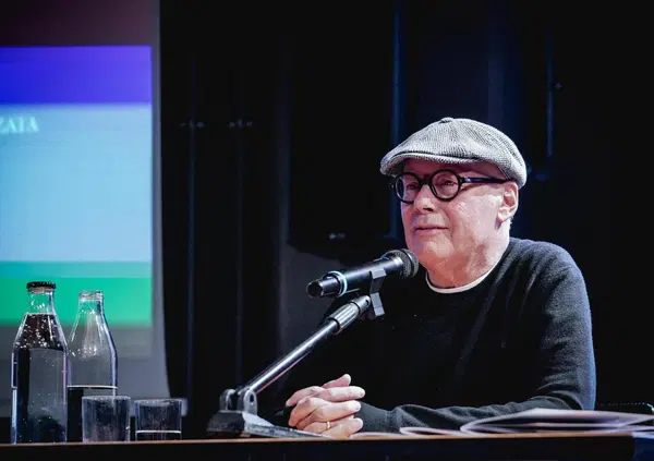 Baricco ma che fai, parli di Gaza e intanto fai pagare 20k&nbsp;i&nbsp;tuoi&nbsp;corsi?