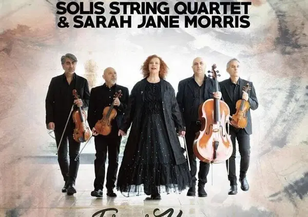 Siamo stati alla presentazione di Forever Young, il nuovo album di Sarah Jane Morris e Solis String Quartet, e ci siamo abbuffati di calamarata