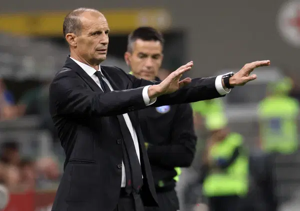 Allegri &egrave; il &ldquo;primo leader politico del calcio italiano&rdquo;, leggete &ldquo;A corto muso&rdquo;: un po' Renzi, un po&rsquo; Berlusconi, ma anche un po&rsquo; Andreotti&hellip;