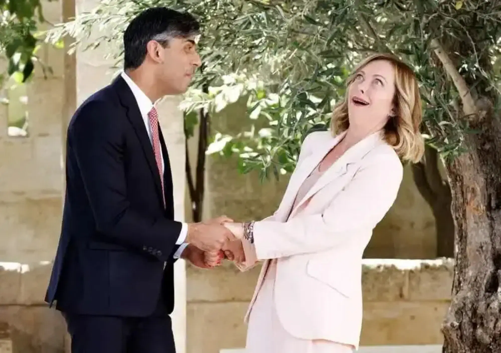 20251017 125120945 6037