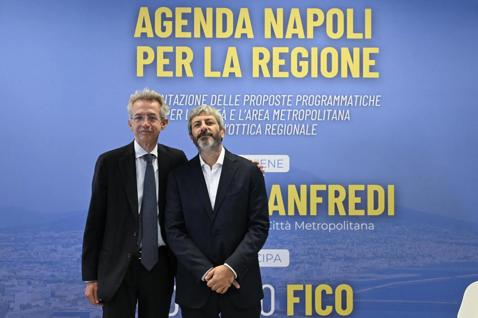 Roberto Fico con il sindaco di Napoli Manfredi Ansa