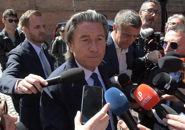 Delitto di Garlasco, ma De Rensis &egrave; scappato via da Lo Stato delle Cose per le accuse di Corona su Falsissimo? Mentre Lovati svela quanto lo ha pagato Sempio, altro che 60mila euro&hellip;