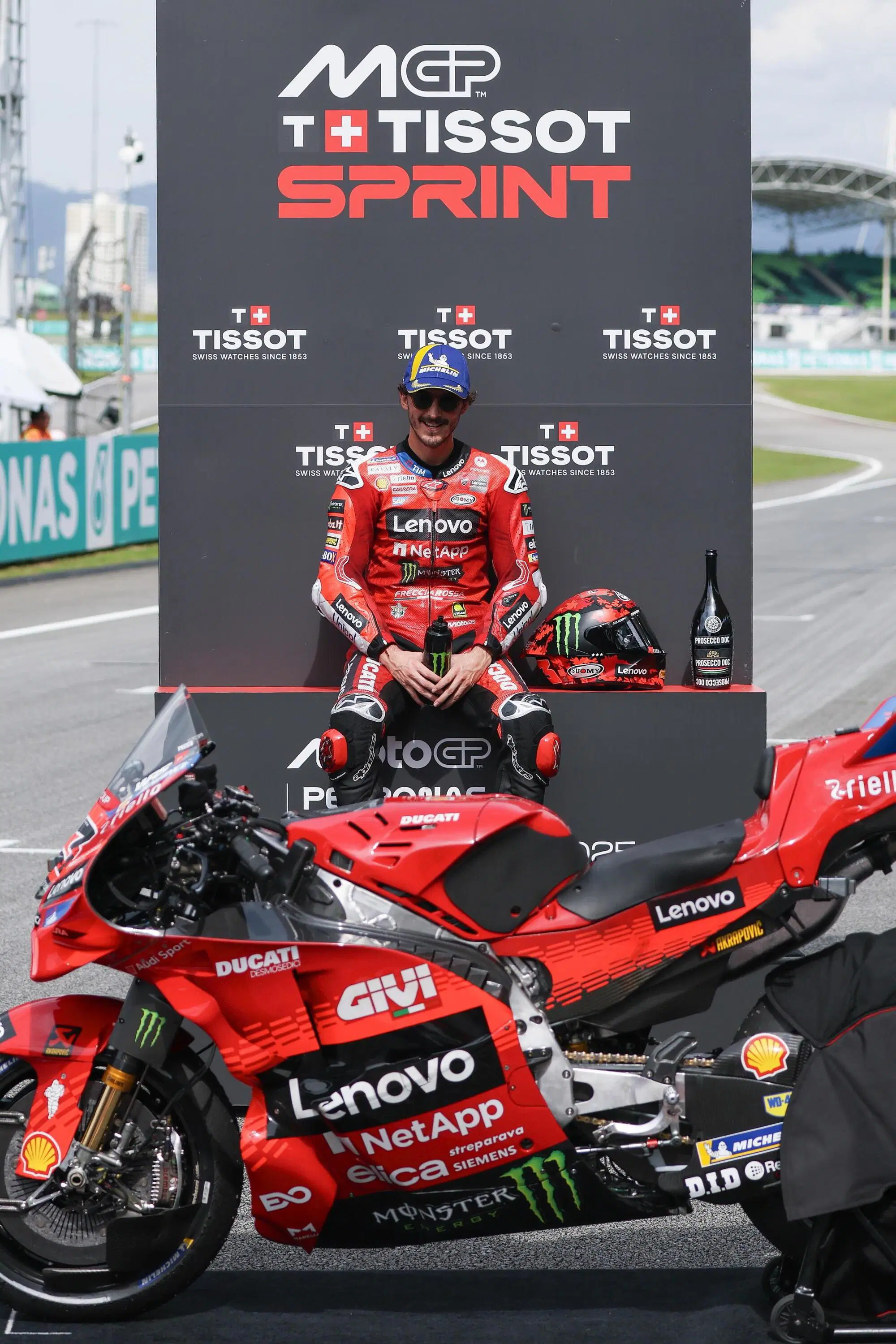 20251107 145111083 1184