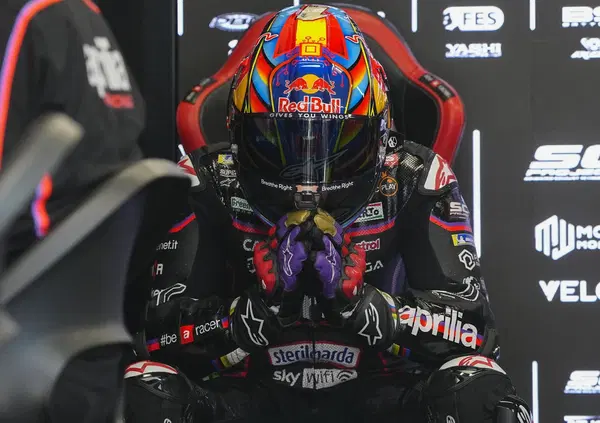 S&igrave;, Jorge Mart&iacute;n e Maverick Vinales saranno a Valencia: per fare i test c'&egrave; bisogno di correre il GP. Ed &egrave; un problema per Marc Marquez, anche se non sembra